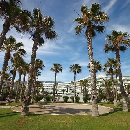 In Beachfront Complex In El Duque Area, * アデヘ