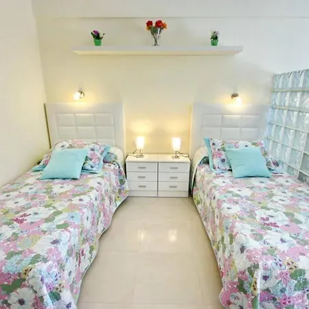 Apartment In Beachfront Complex In El Duque Area,