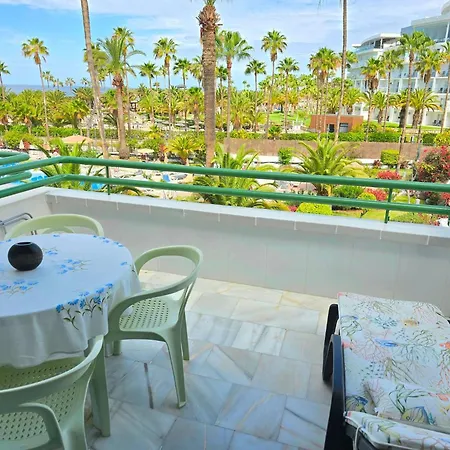 In Beachfront Complex In El Duque Area, Apartmán