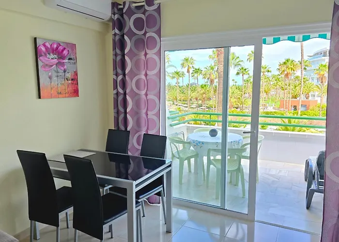 In Beachfront Complex In El Duque Area, 阿德耶