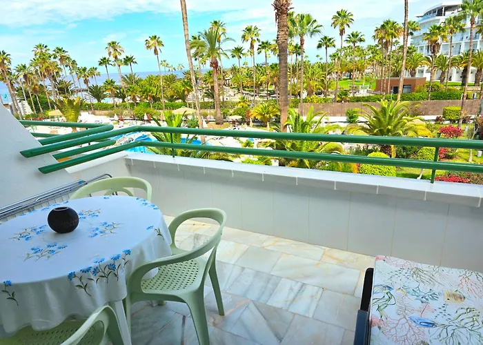 In Beachfront Complex In El Duque Area, Appartement Costa Adeje (Tenerife)